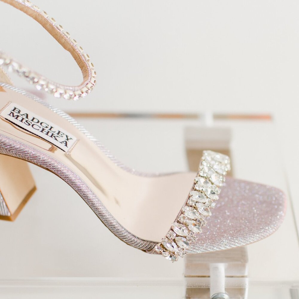 Badgley Mischka Harriet Rose Gold Block Heel Sandals 5.5 New in Box - Picture 4 of 15